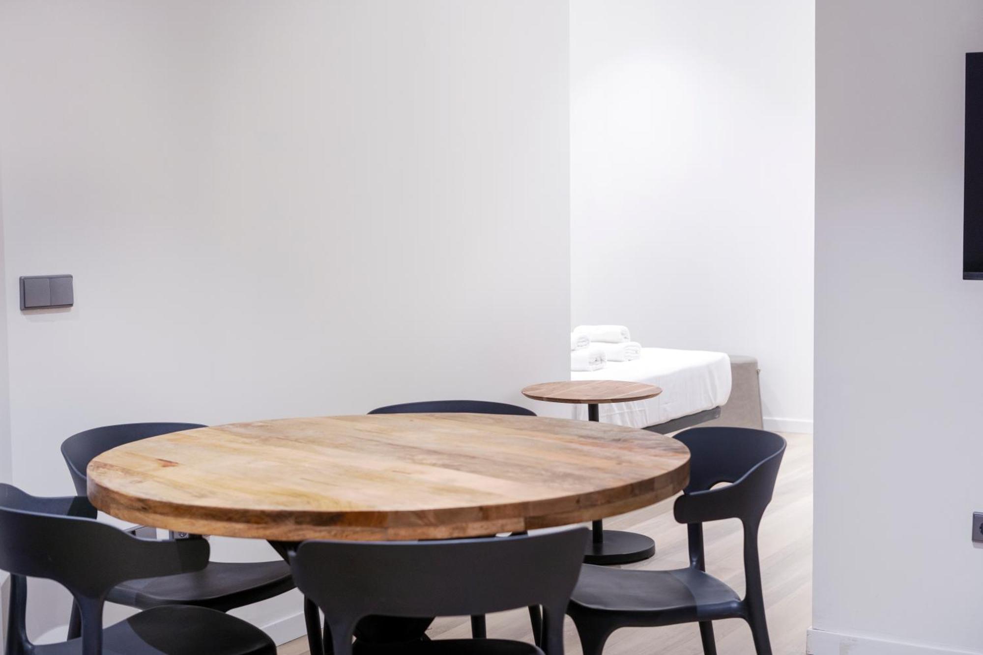 Vlc Host - Cubells Apartment บาเลนเซีย ภายนอก รูปภาพ